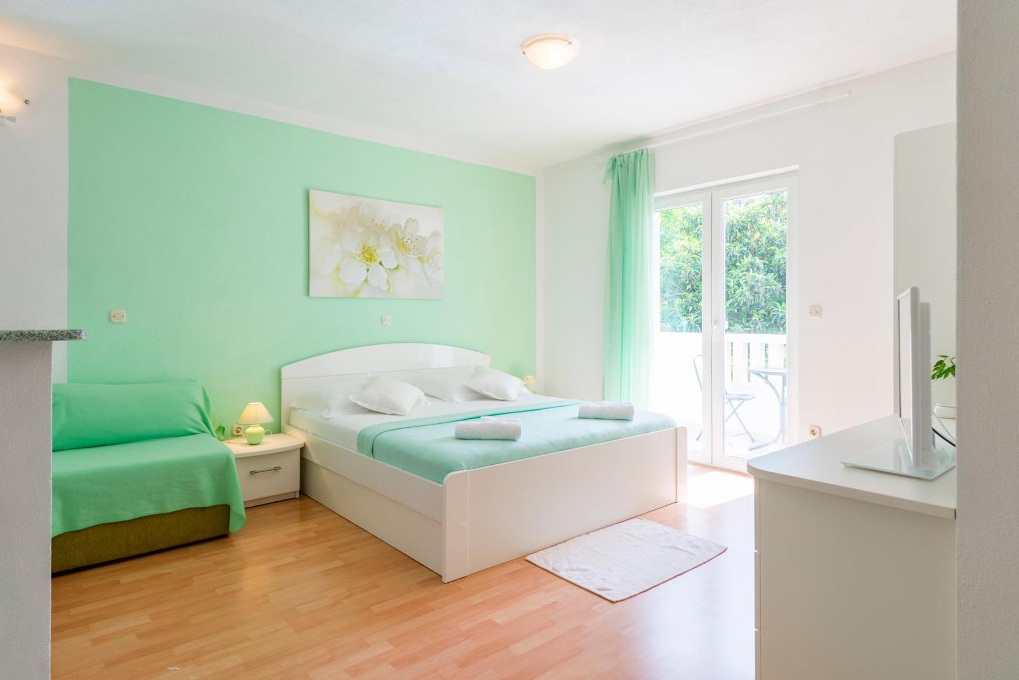 חוואר Apartments Nikolina מראה חיצוני תמונה